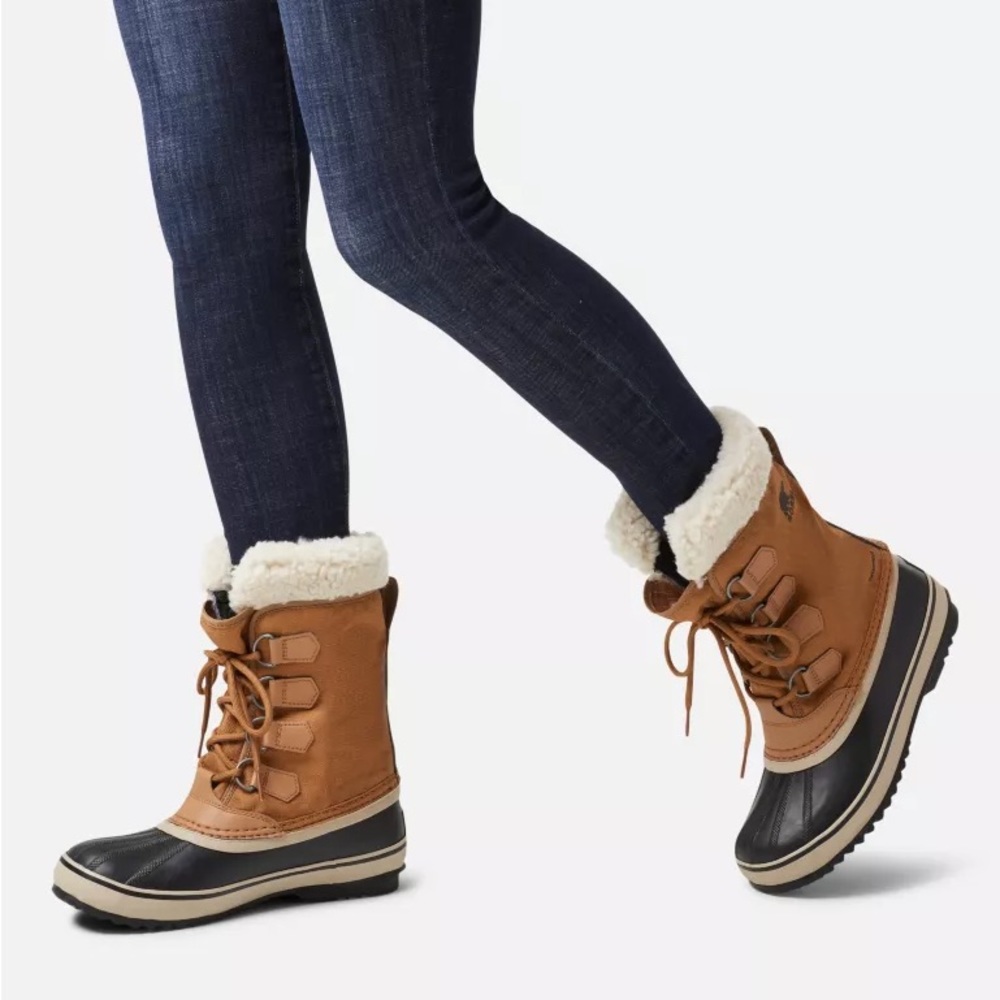 Sorel Women’s Carnival Snow Boots, Camel, Size 7 BRAND NEW